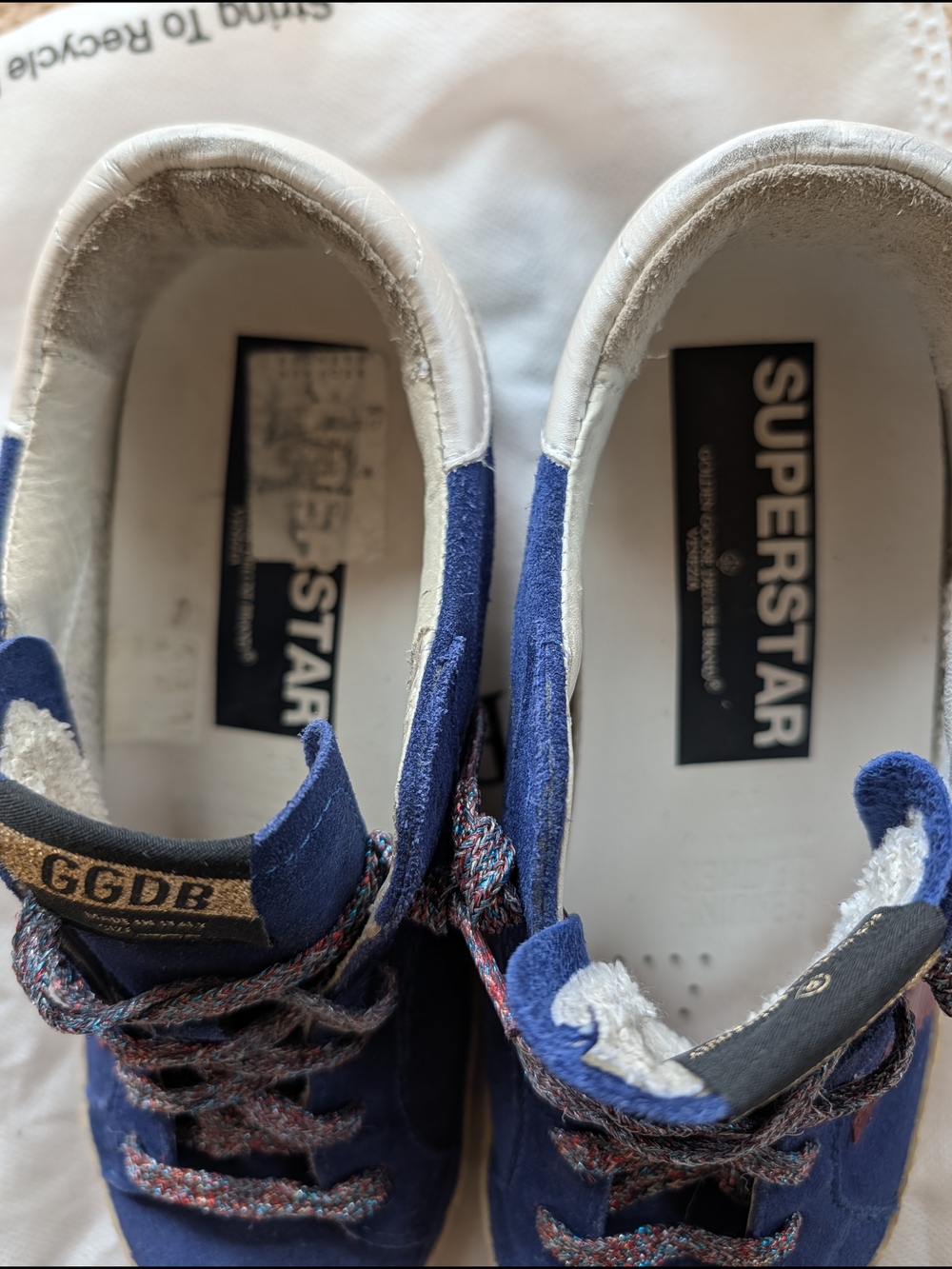 Women's' Golden Goose Superstar Sneakers - Picture 4 of 6